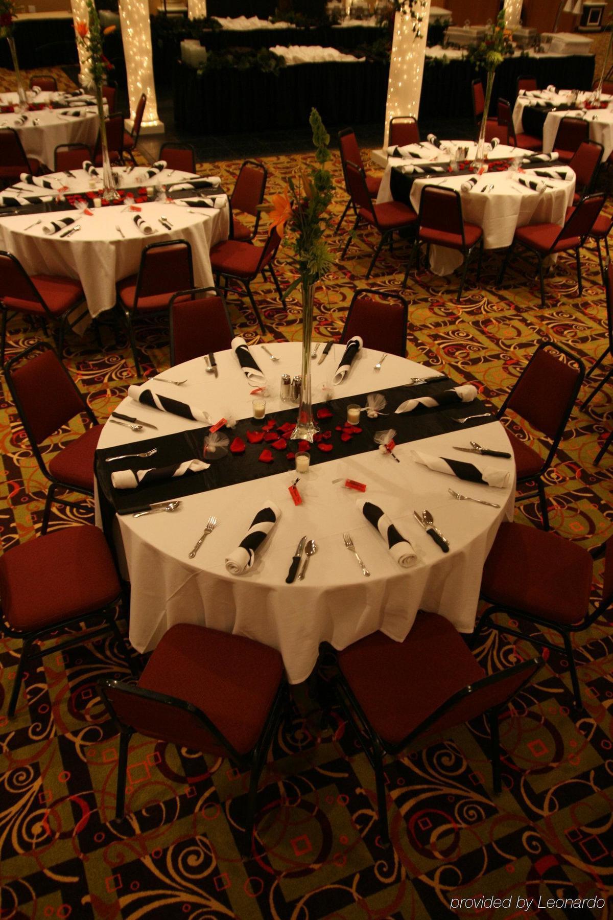 Holiday Inn Kearney, An Ihg Hotel Restaurant photo